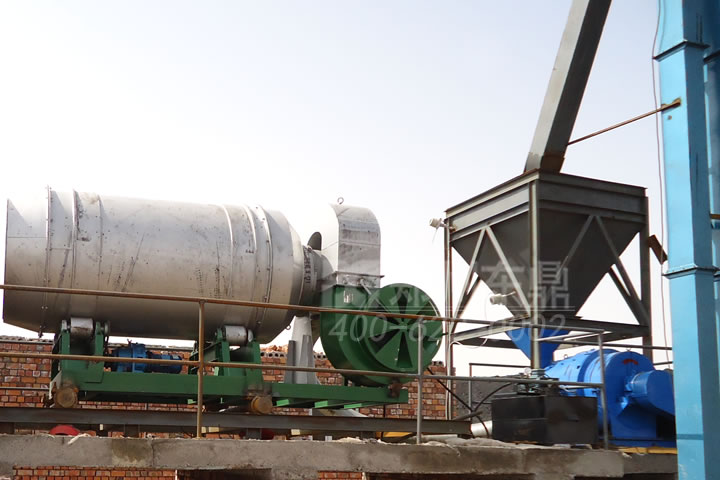 煤粉燃燒爐是一種經(jīng)濟環(huán)保燃煤熱源熱效率高，經(jīng)濟適用，可廣泛用于各種加熱爐窯。